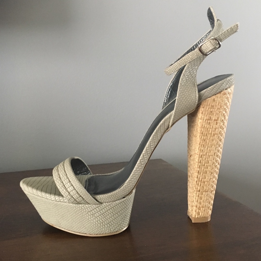 SOLD. NWOT! JustFab Faux Snake Skin